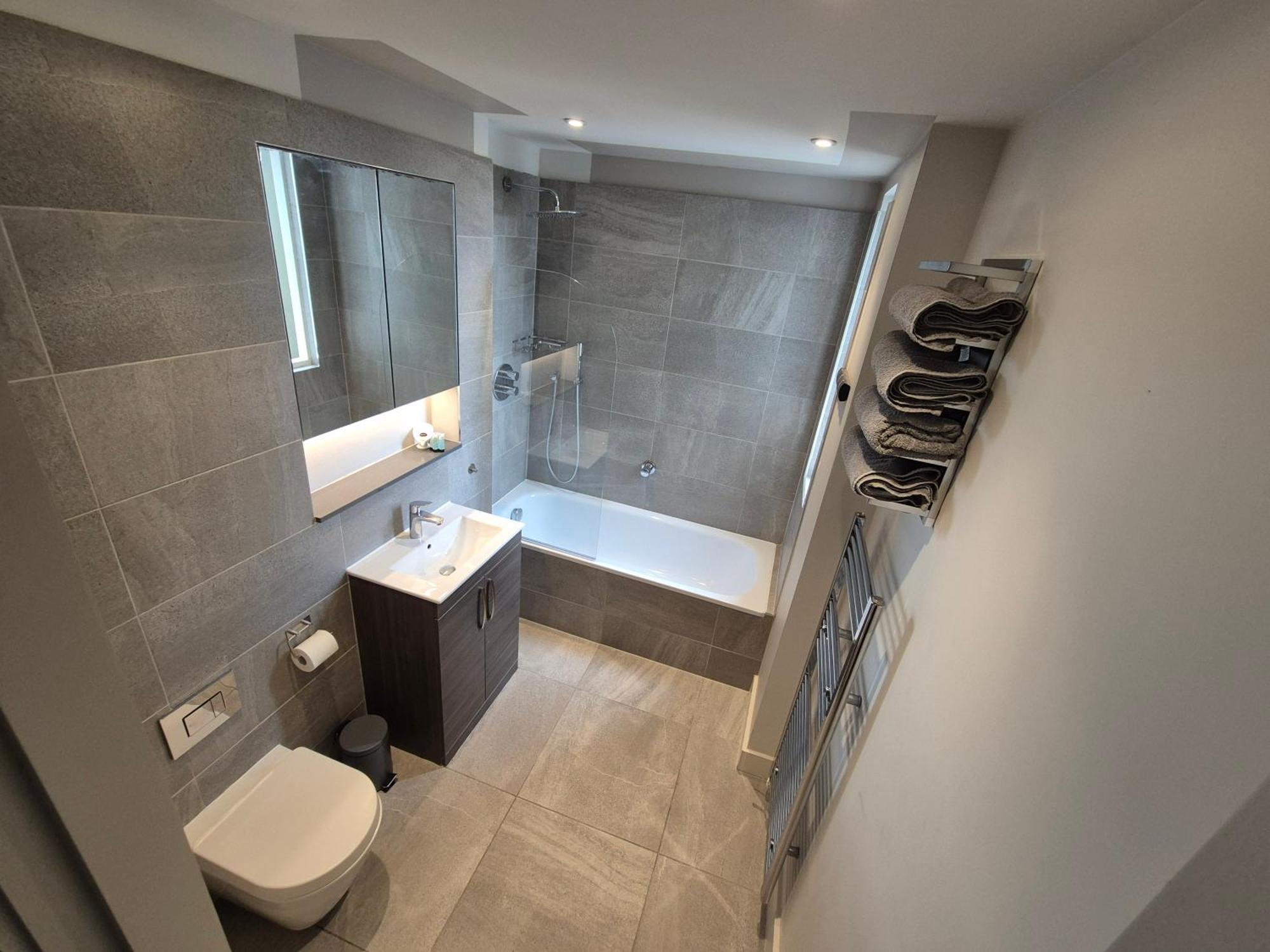 Panoramic Pondview Penthouse Londres